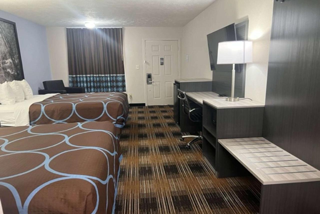 Super 8 By Wyndham Covington Otel Dış mekan fotoğraf